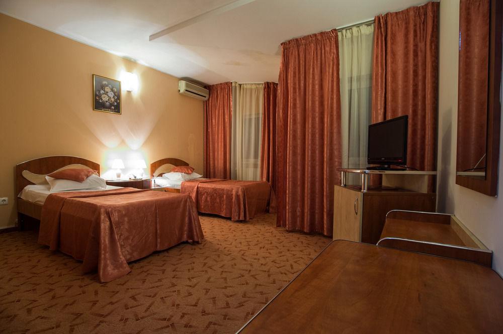 Bacolux Craiovita, Craiova Luaran gambar